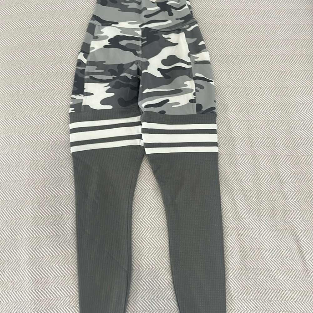 Bombshell Leggings